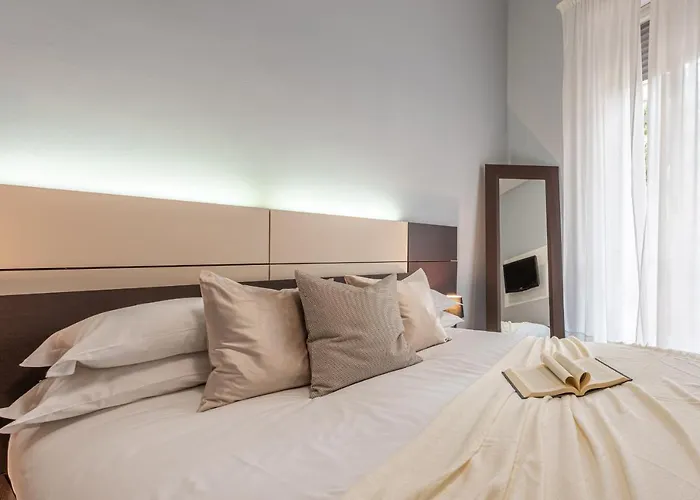 Agathae Luxury Apartament With Garden