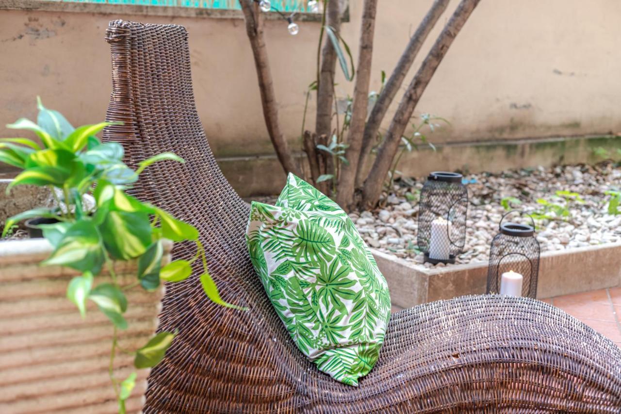 Agathae Luxury With Garden Apartment *