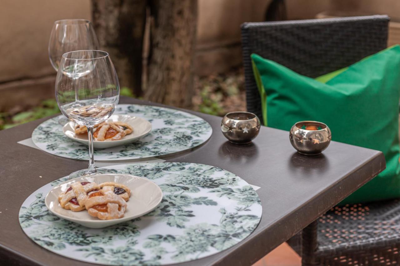 Agathae Luxury With Garden Apartment Rome